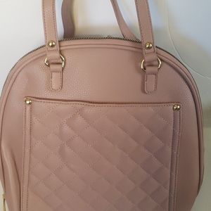 Used purses.bagpack, cross body red, shoulder bag